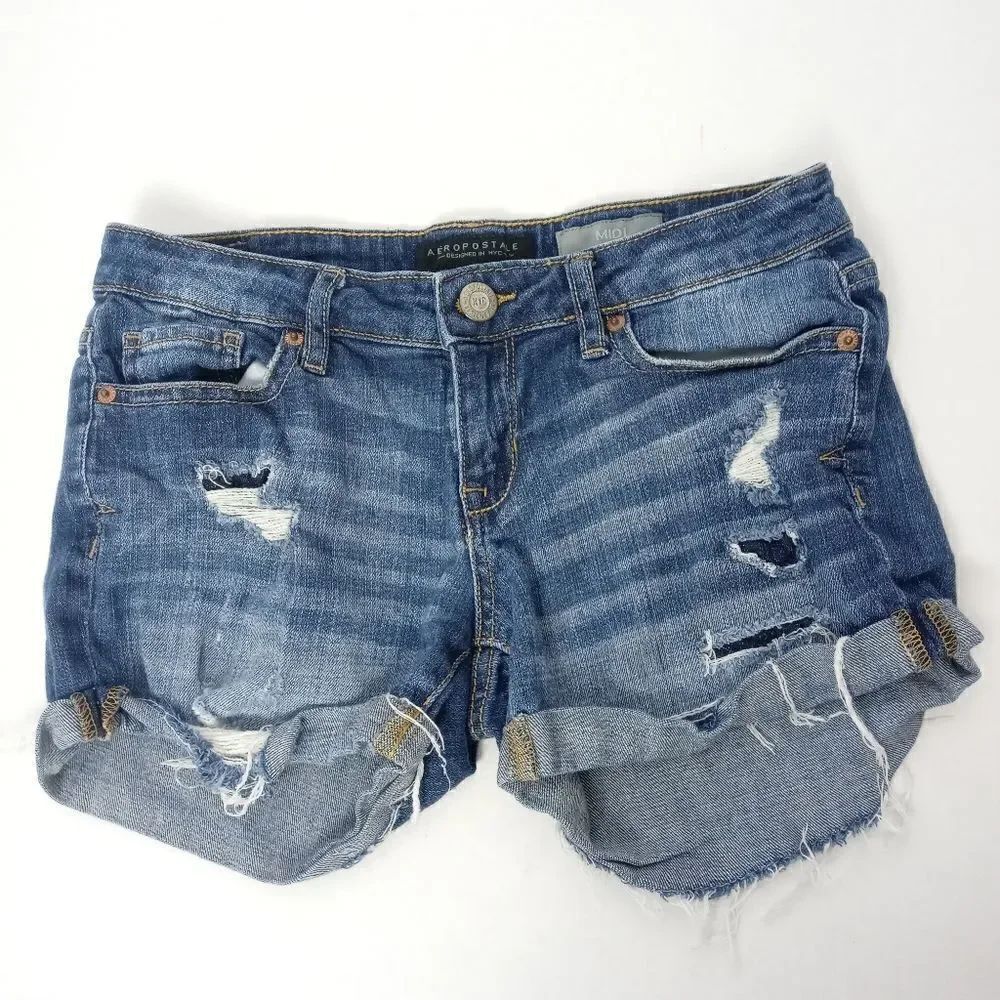 Aeropostale distressed jean shorts size 2